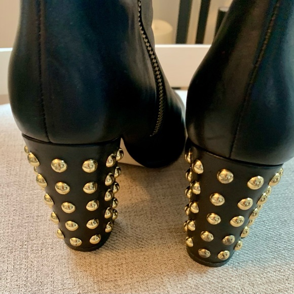 EUC Michael Kors Black Leather Ankle Boots 7.5 - Picture 5 of 7